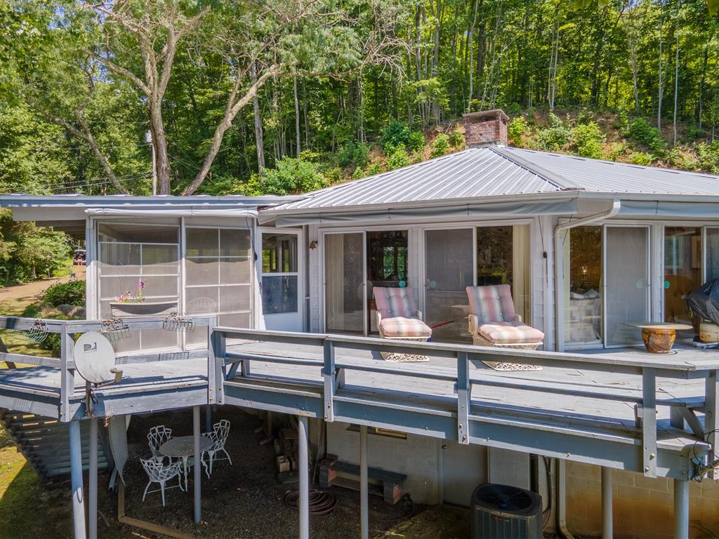 2107 Scofield Rd