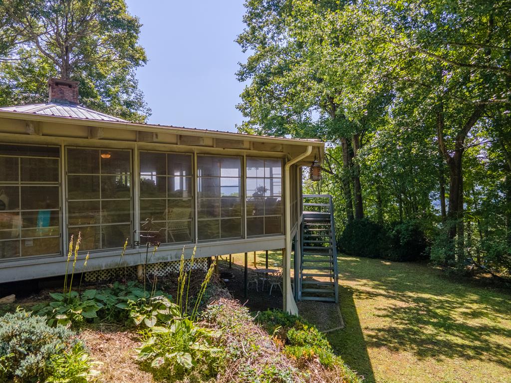 2107 Scofield Rd