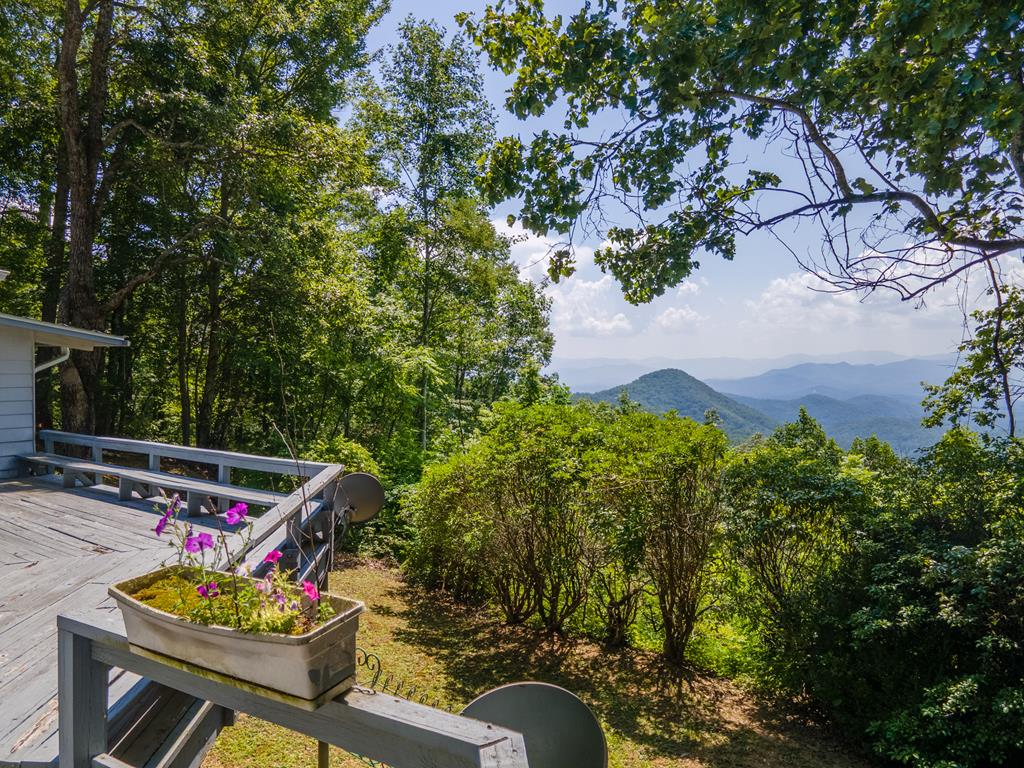 2107 Scofield Rd