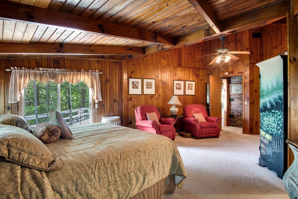 2107 Scofield Rd