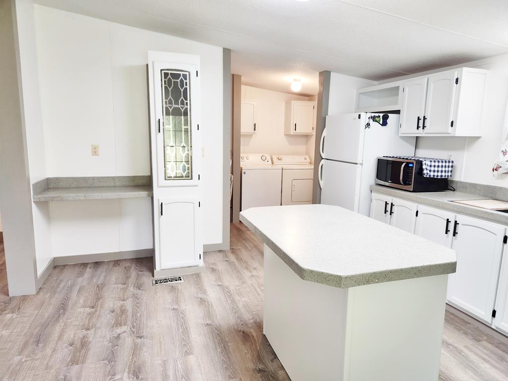 39 Brookshire Ct