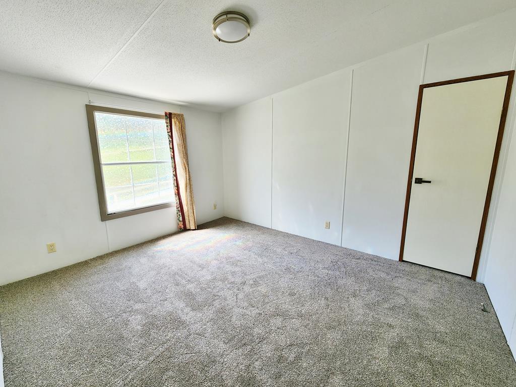 39 Brookshire Ct