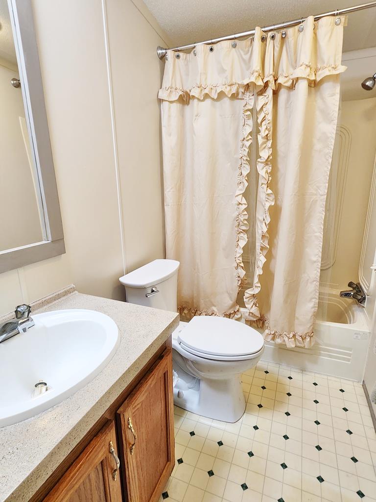 39 Brookshire Ct