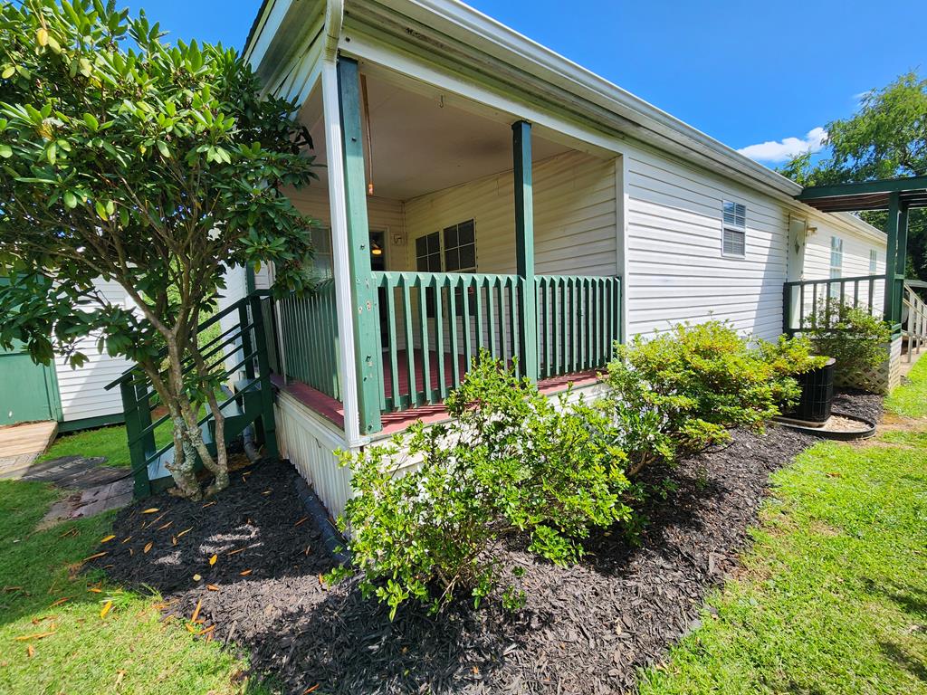 39 Brookshire Ct