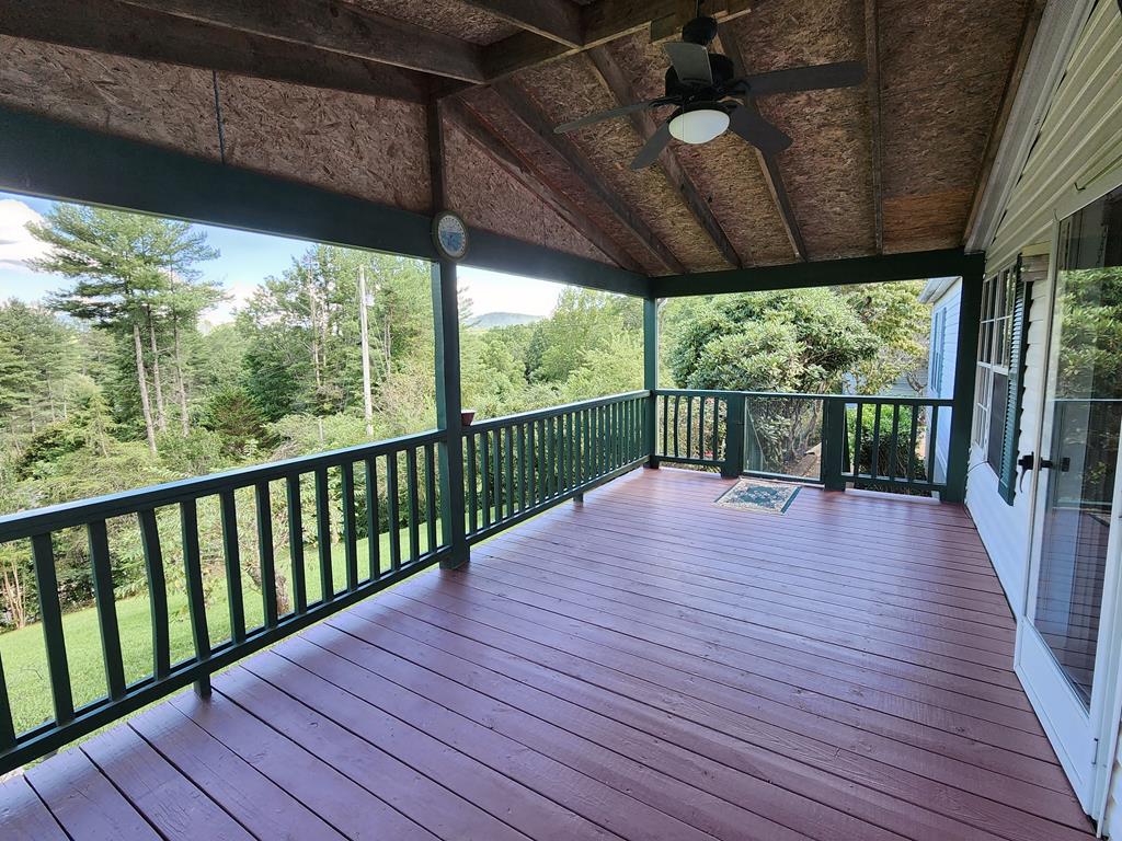 39 Brookshire Ct