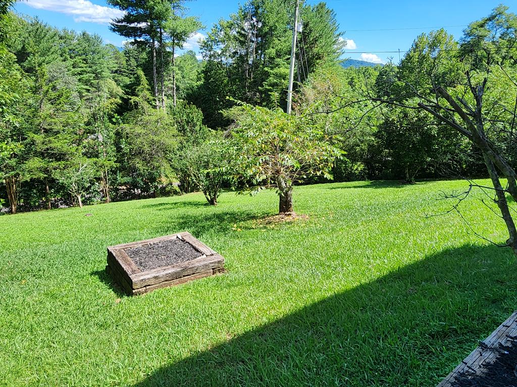 39 Brookshire Ct