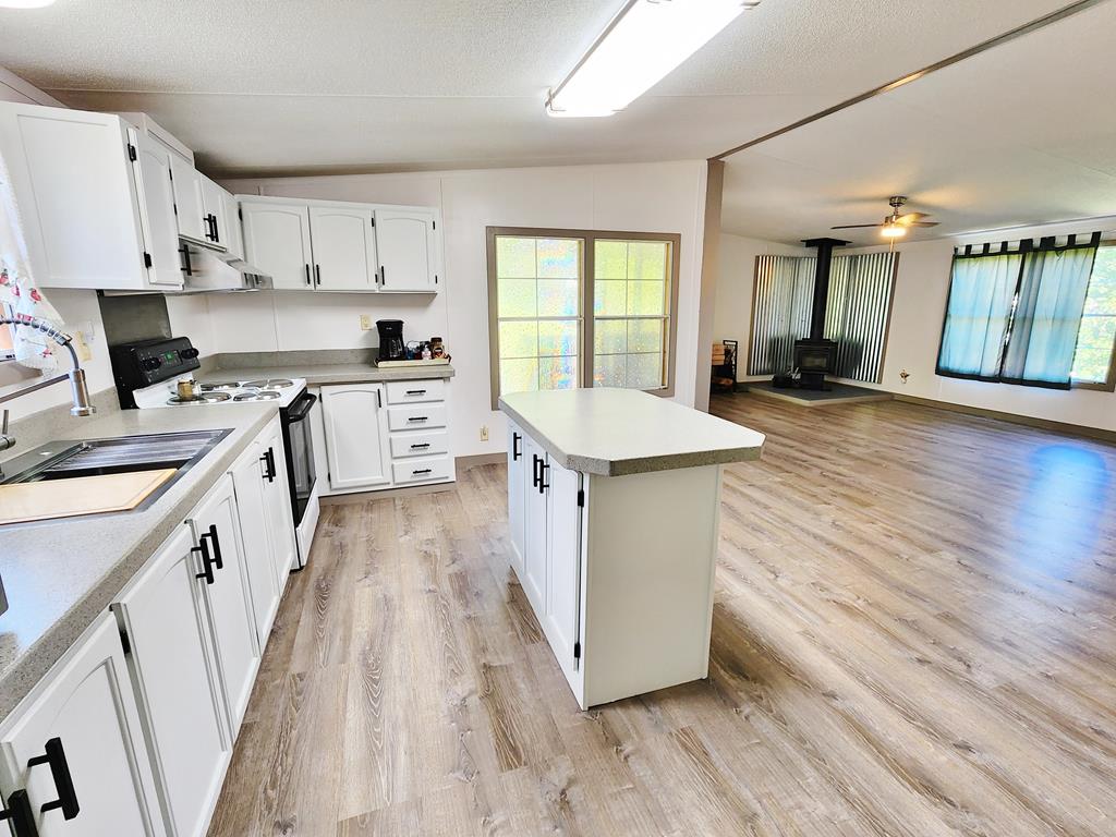 39 Brookshire Ct