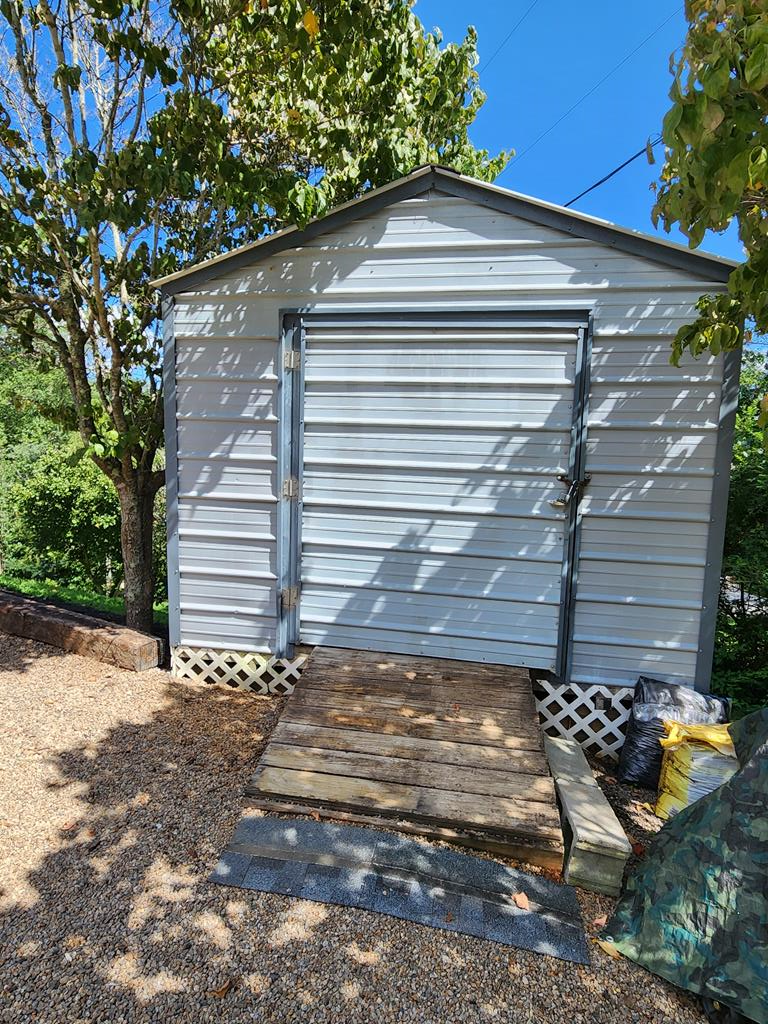 39 Brookshire Ct