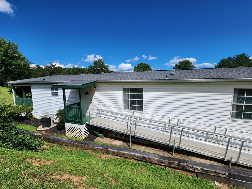 39 Brookshire Ct