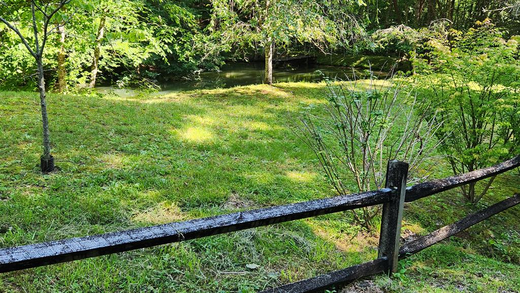 2137 Matlock Creek Rd