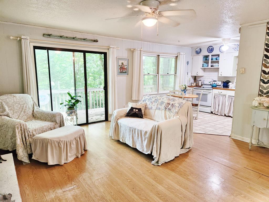 2137 Matlock Creek Rd