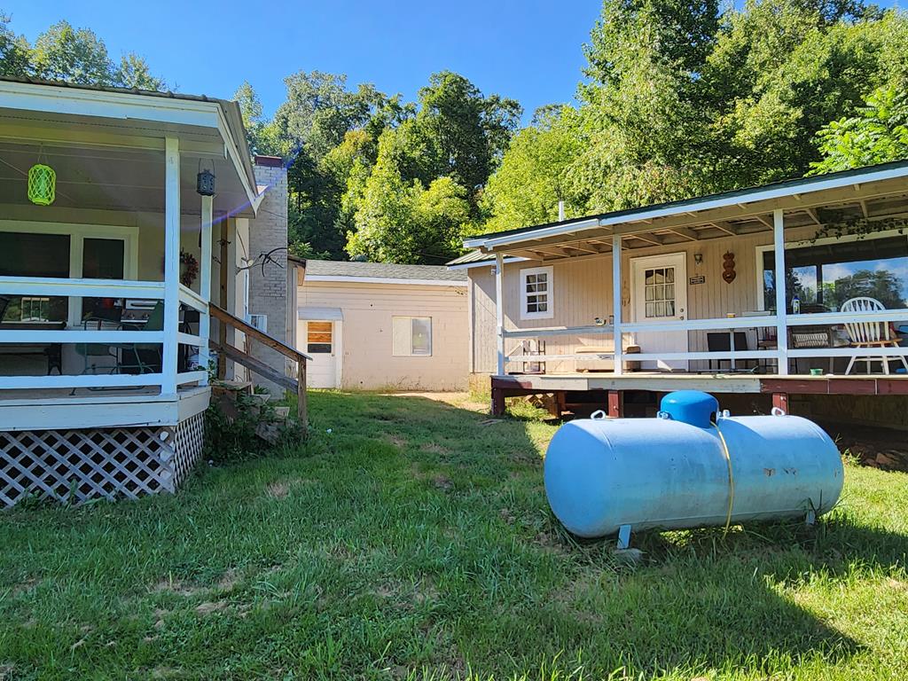 104 Hurst Rd