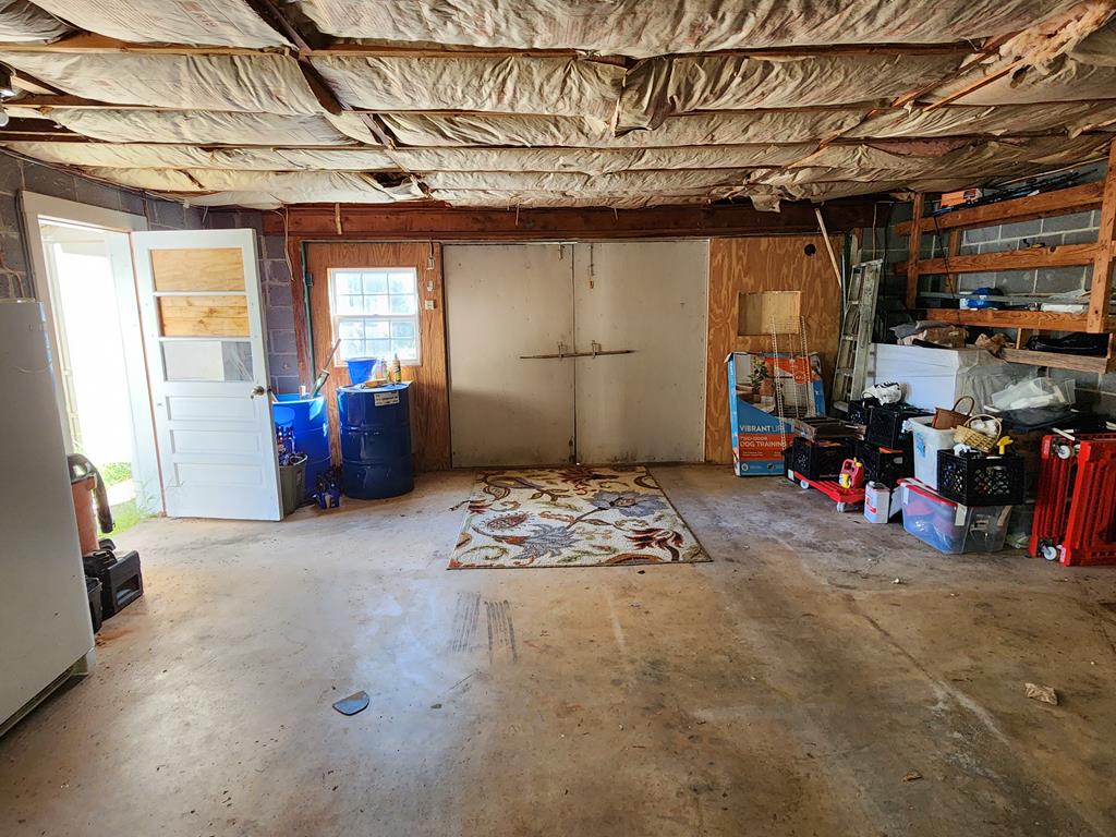 104 Hurst Rd