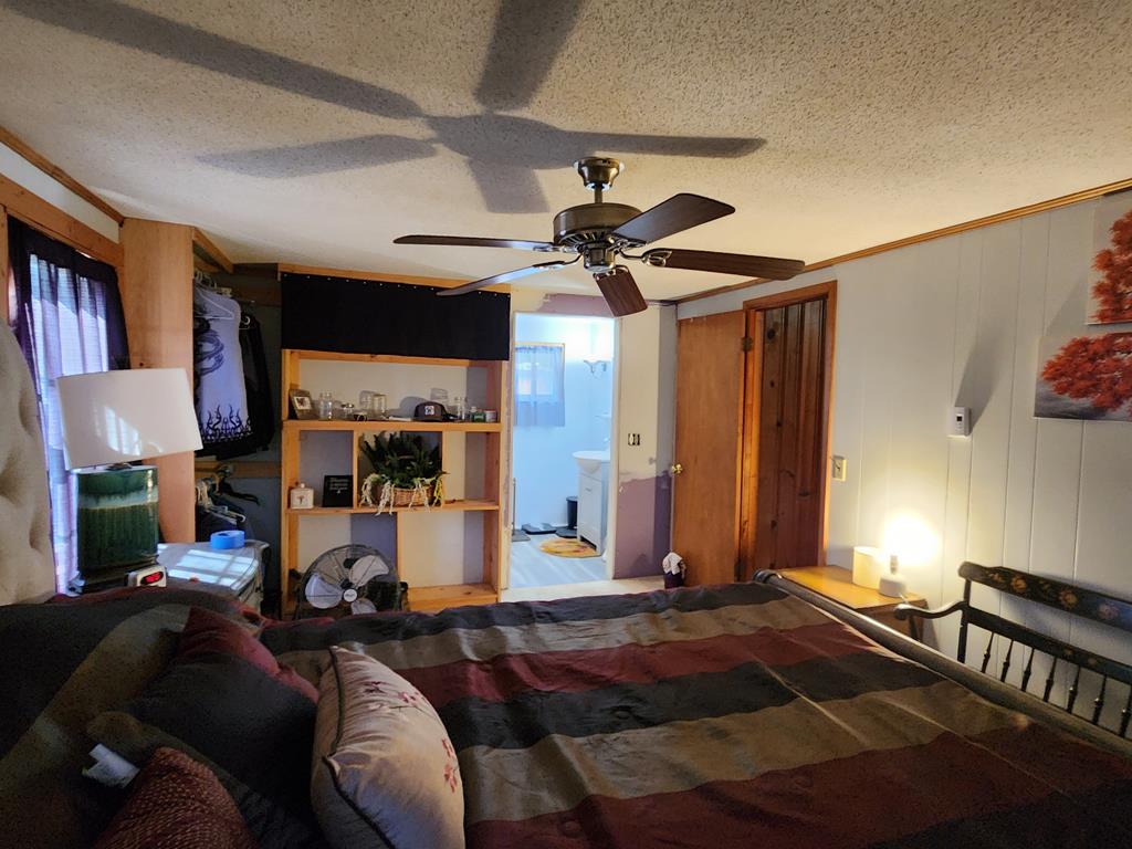 104 Hurst Rd