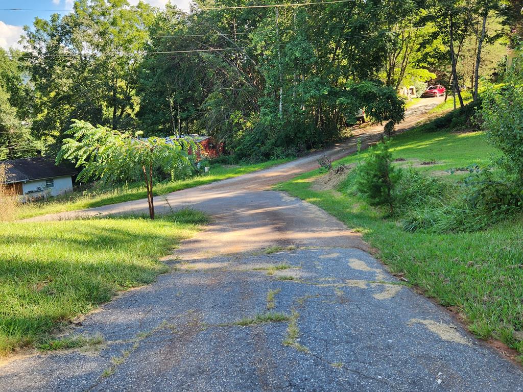 104 Hurst Rd