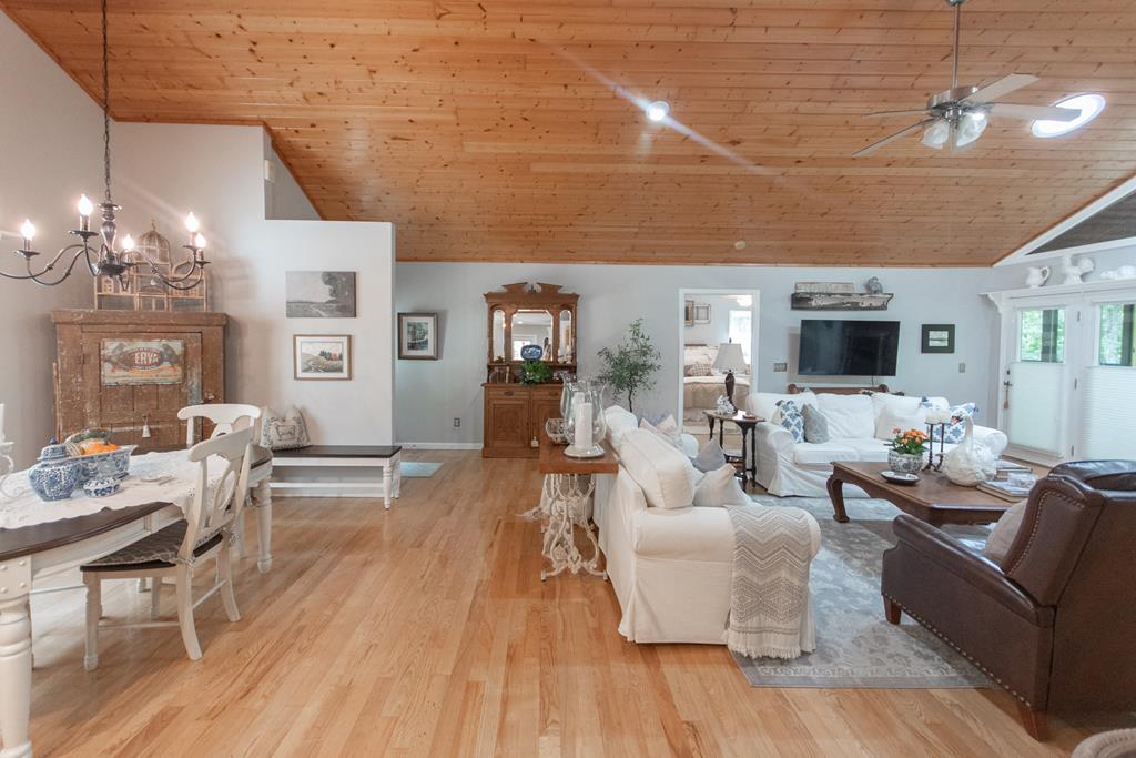 2311 Jack Cabe Rd