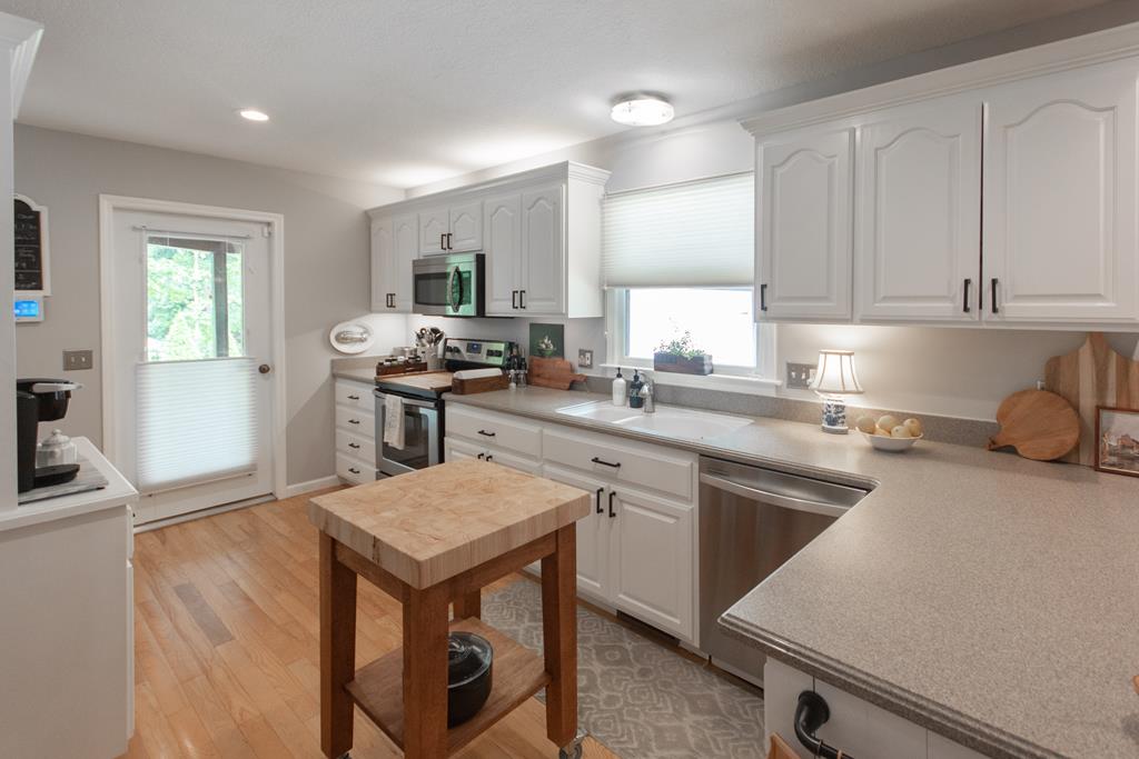 2311 Jack Cabe Rd