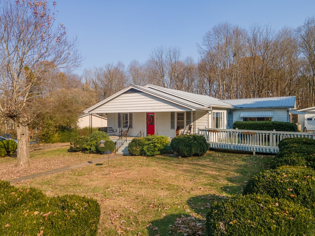 17 North Womack