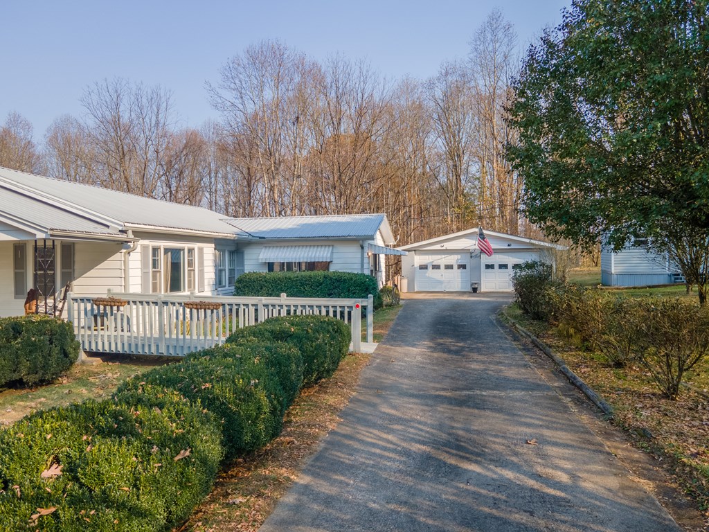 17 North Womack