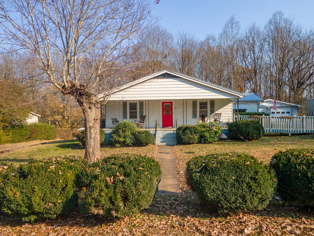 17 North Womack