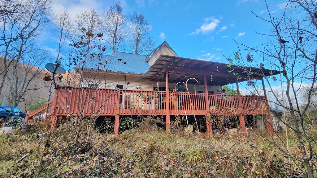 6950 Upper Burningtown Rd