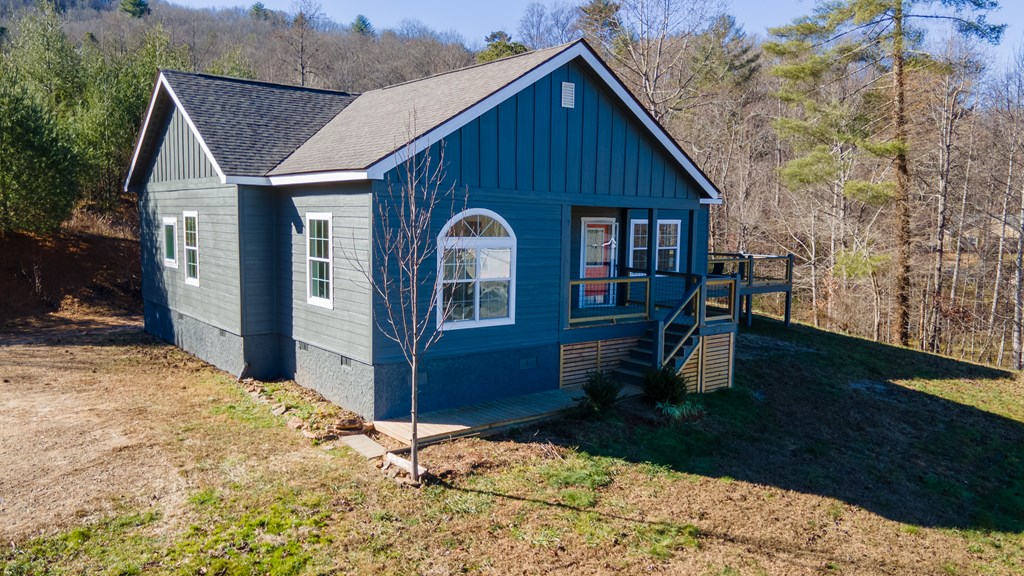 135 Dolly Cowart Ln