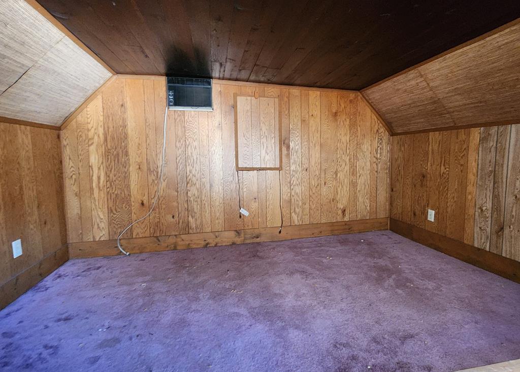 11 Dobson Mountain Road