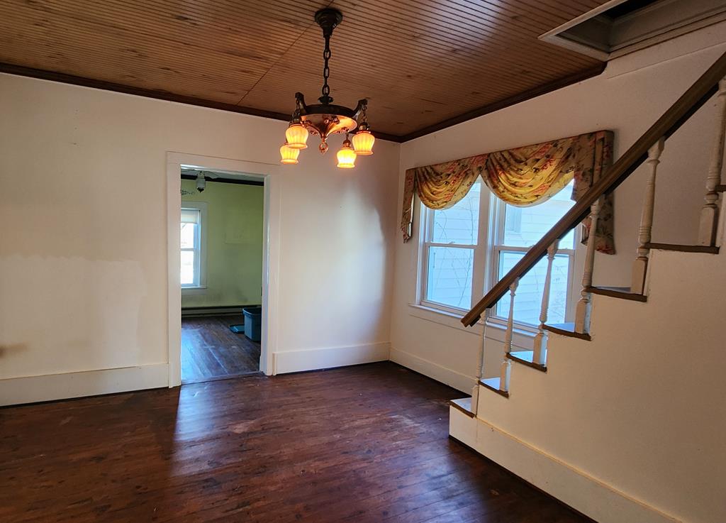 11 Dobson Mountain Road