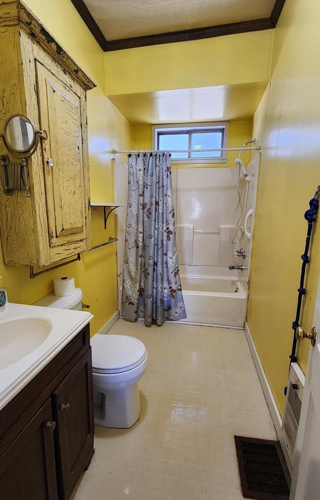 11 Dobson Mountain Road