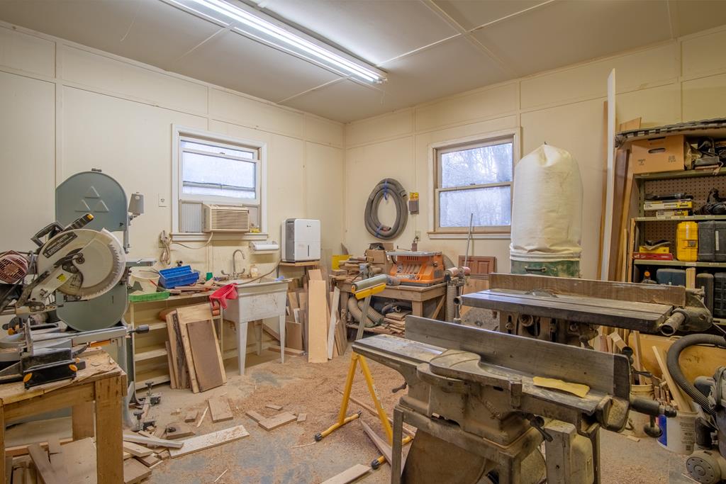 50 Corundum Hill Rd