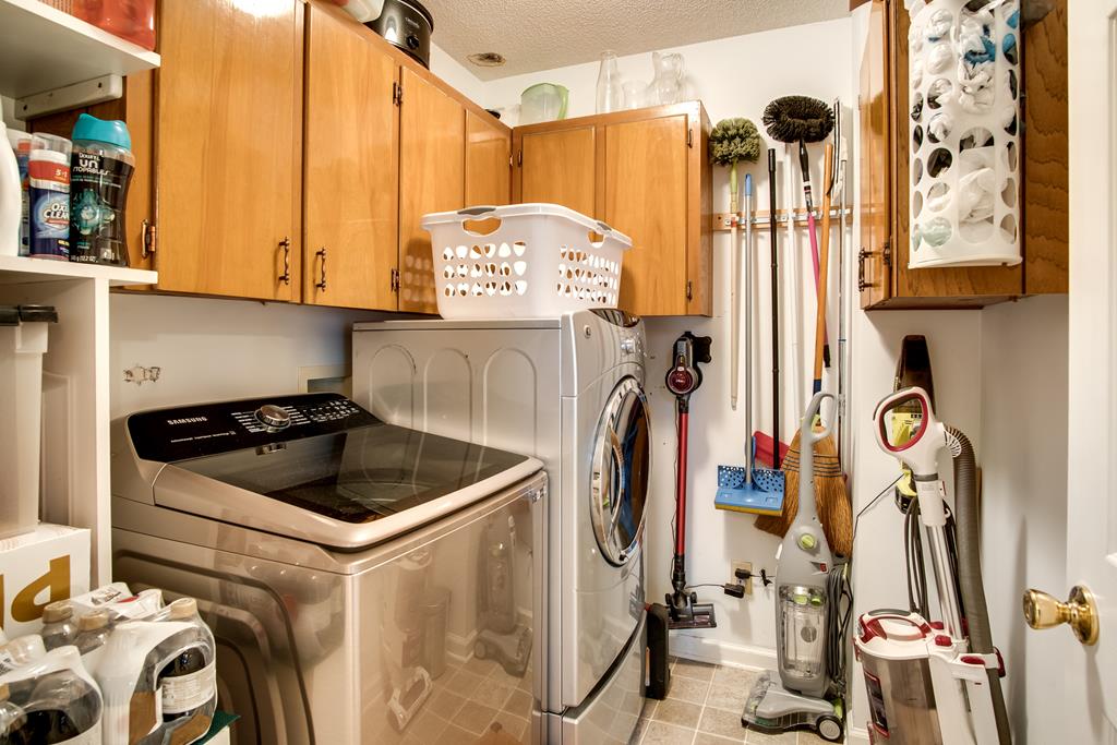50 Corundum Hill Rd