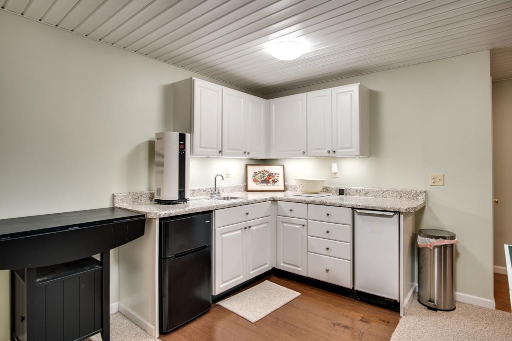 50 Corundum Hill Rd