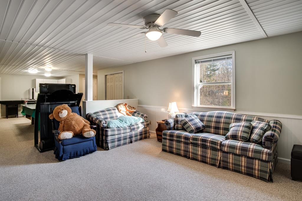 50 Corundum Hill Rd
