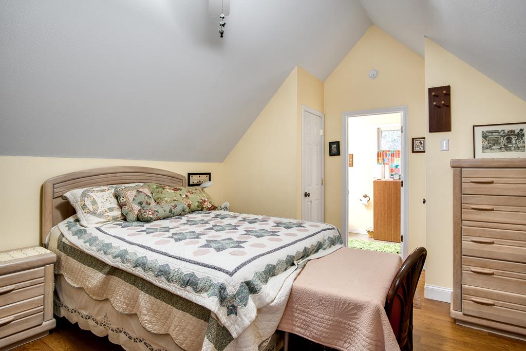2737 Clarks Chapel Rd