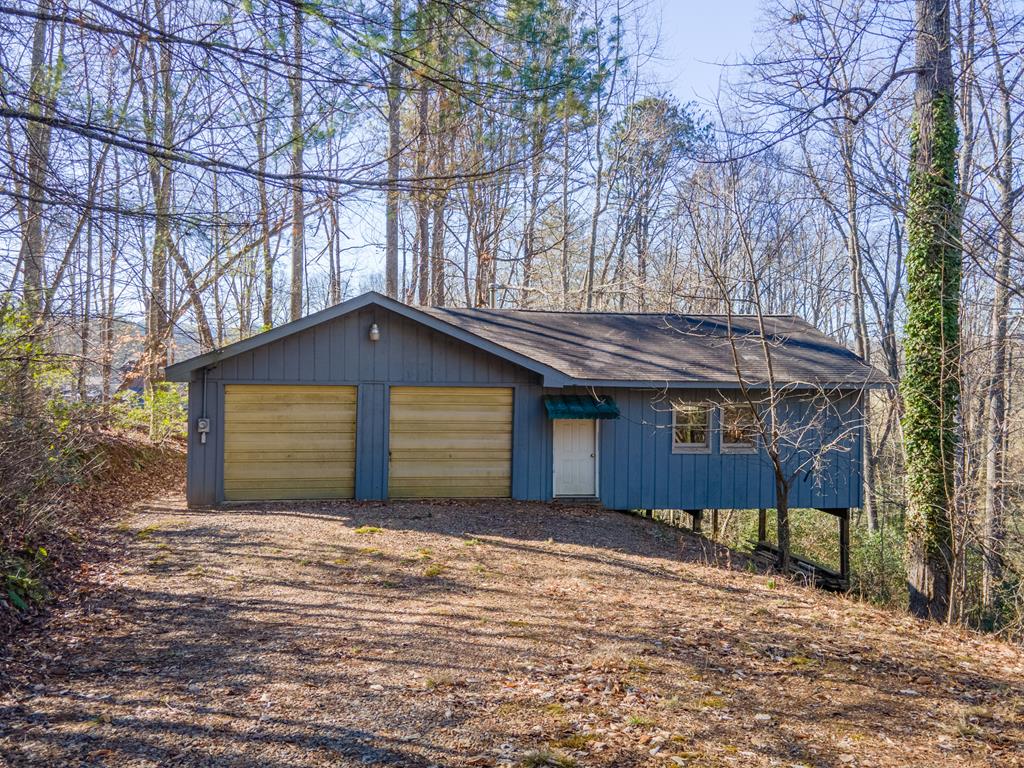 2737 Clarks Chapel Rd