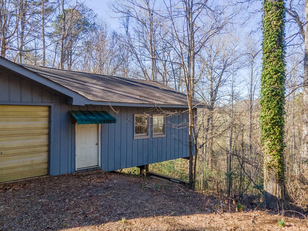 2737 Clarks Chapel Rd