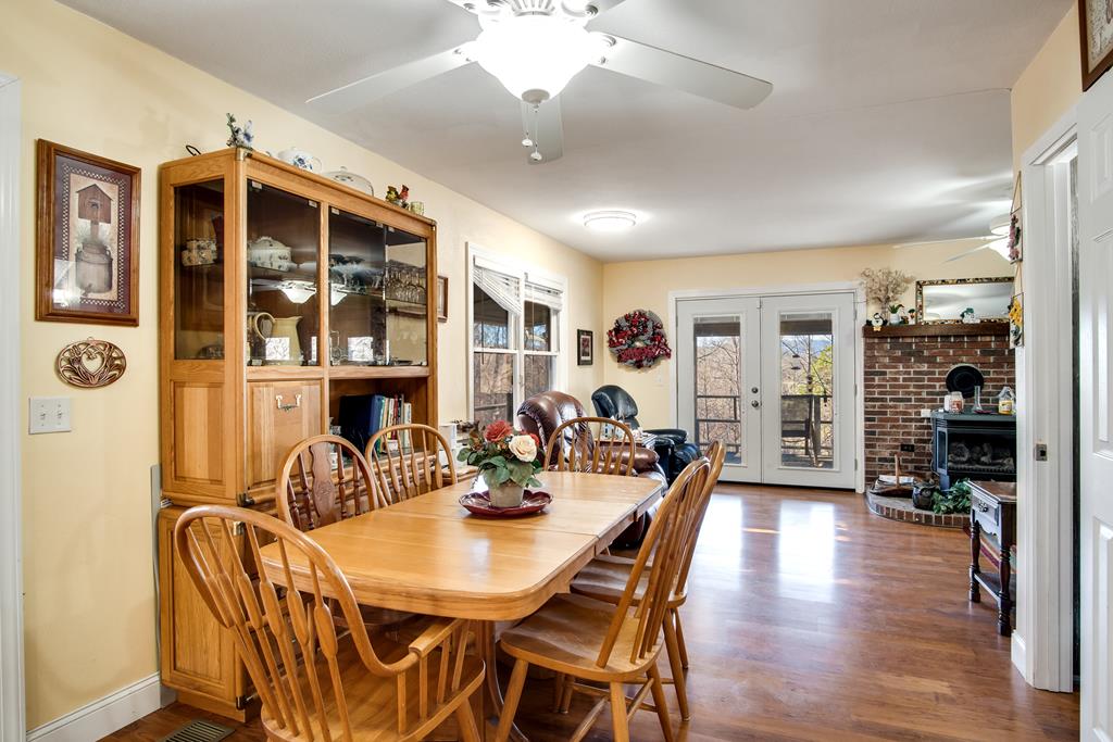 2737 Clarks Chapel Rd