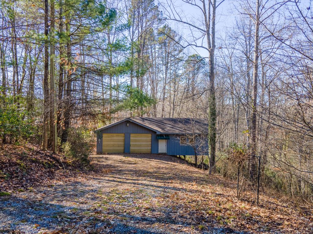 2737 Clarks Chapel Rd
