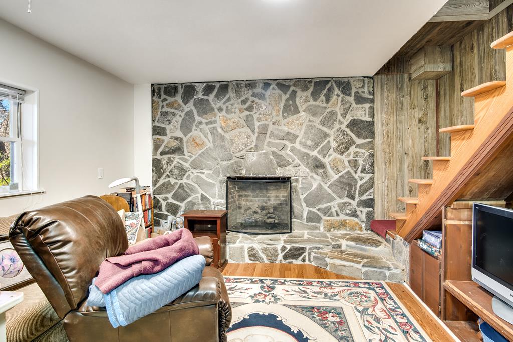 2737 Clarks Chapel Rd