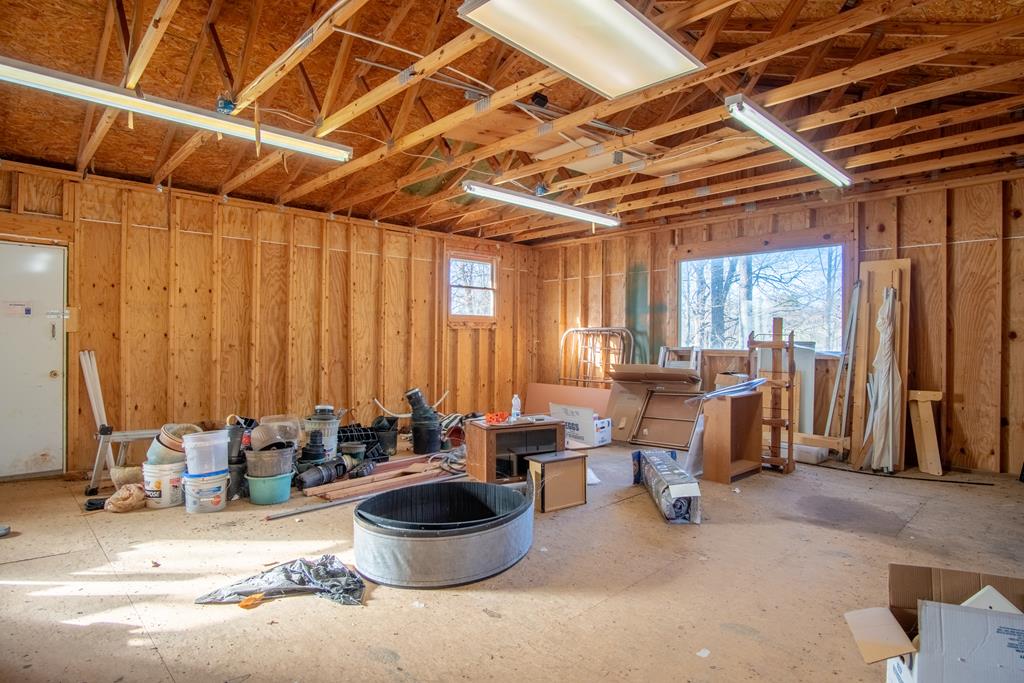 2737 Clarks Chapel Rd