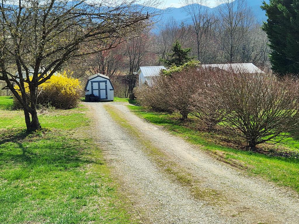 120 West Vineyard Rd