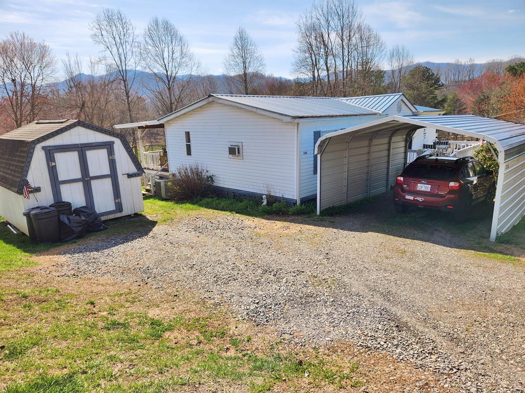 120 West Vineyard Rd