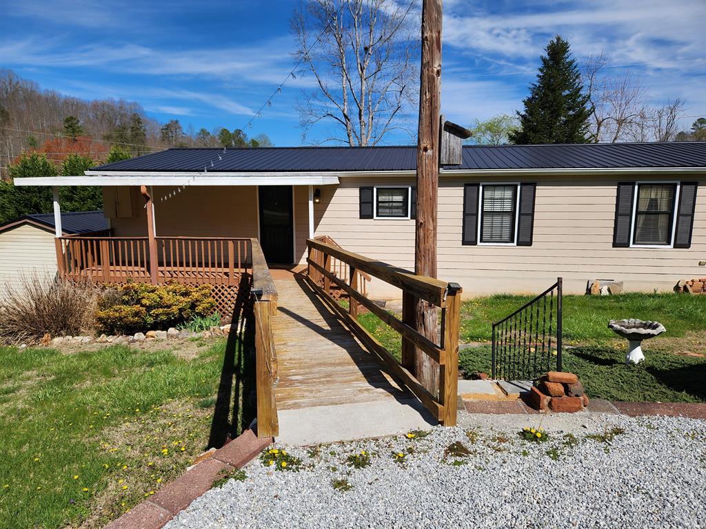 99 Trimont Lake Rd