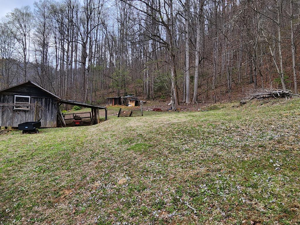 69 Warm Mountain Road