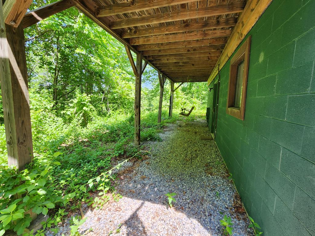 389 Lilly Lane
