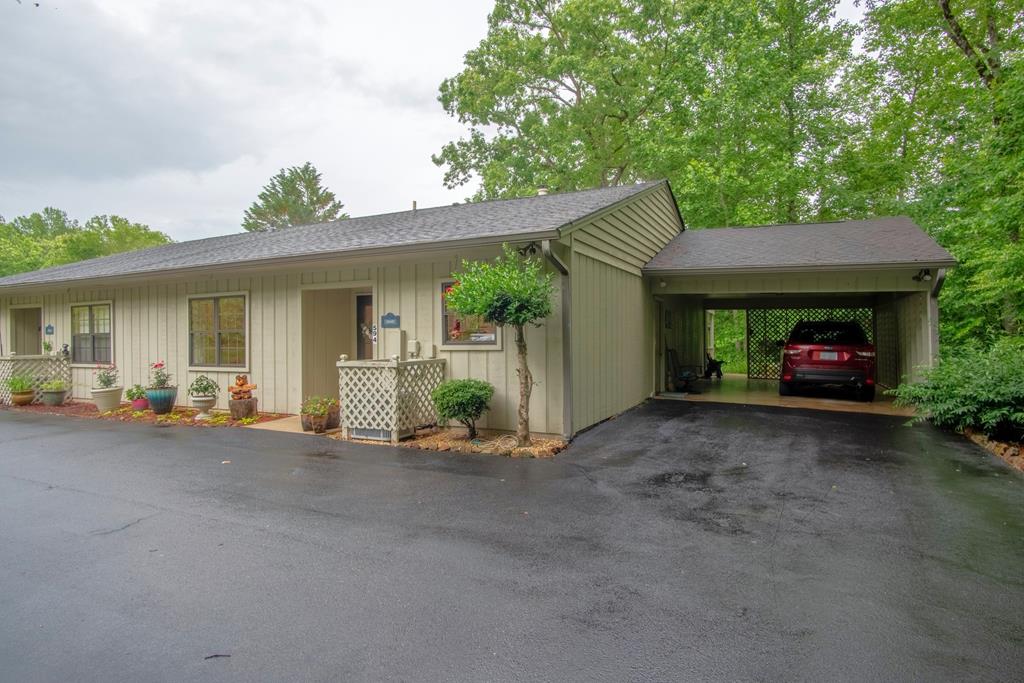 594B Oak Creek Rd