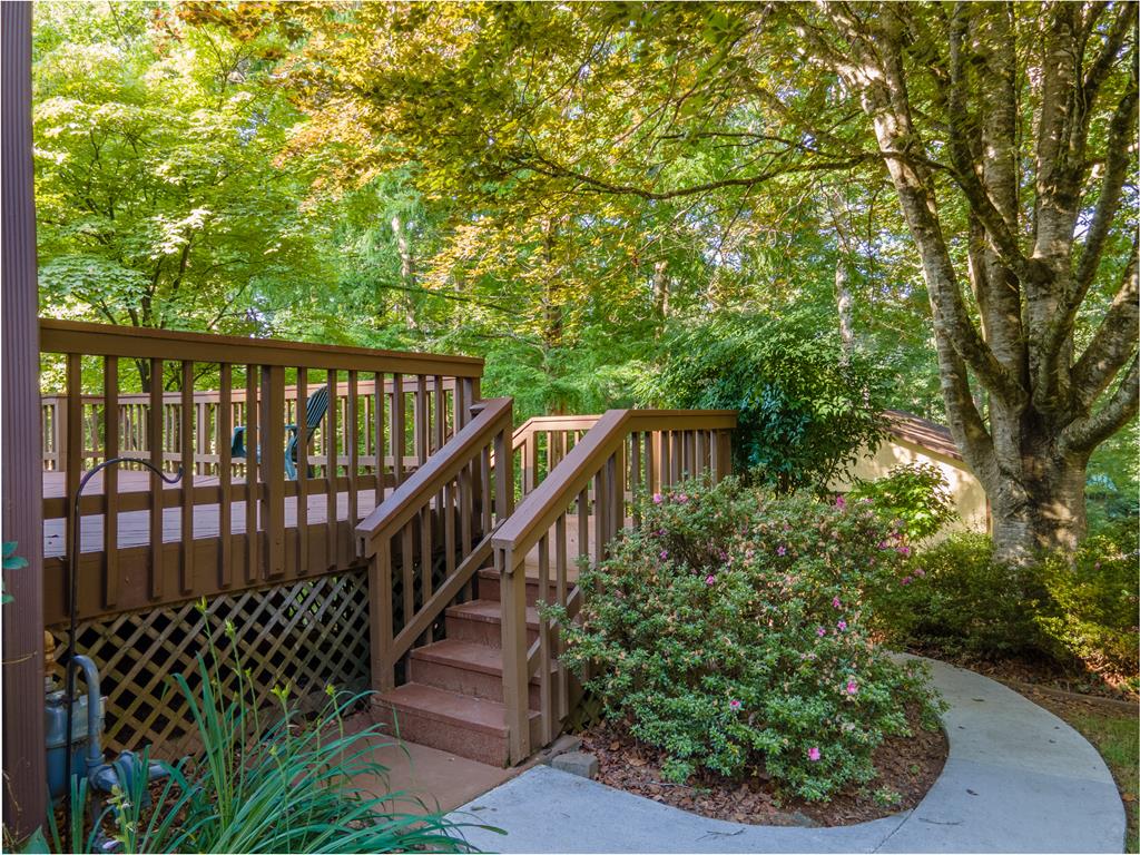 173 Hillcrest Cir