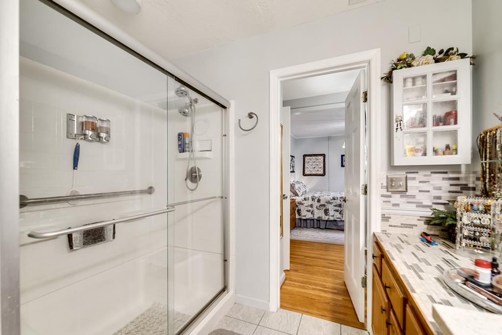 173 Hillcrest Cir