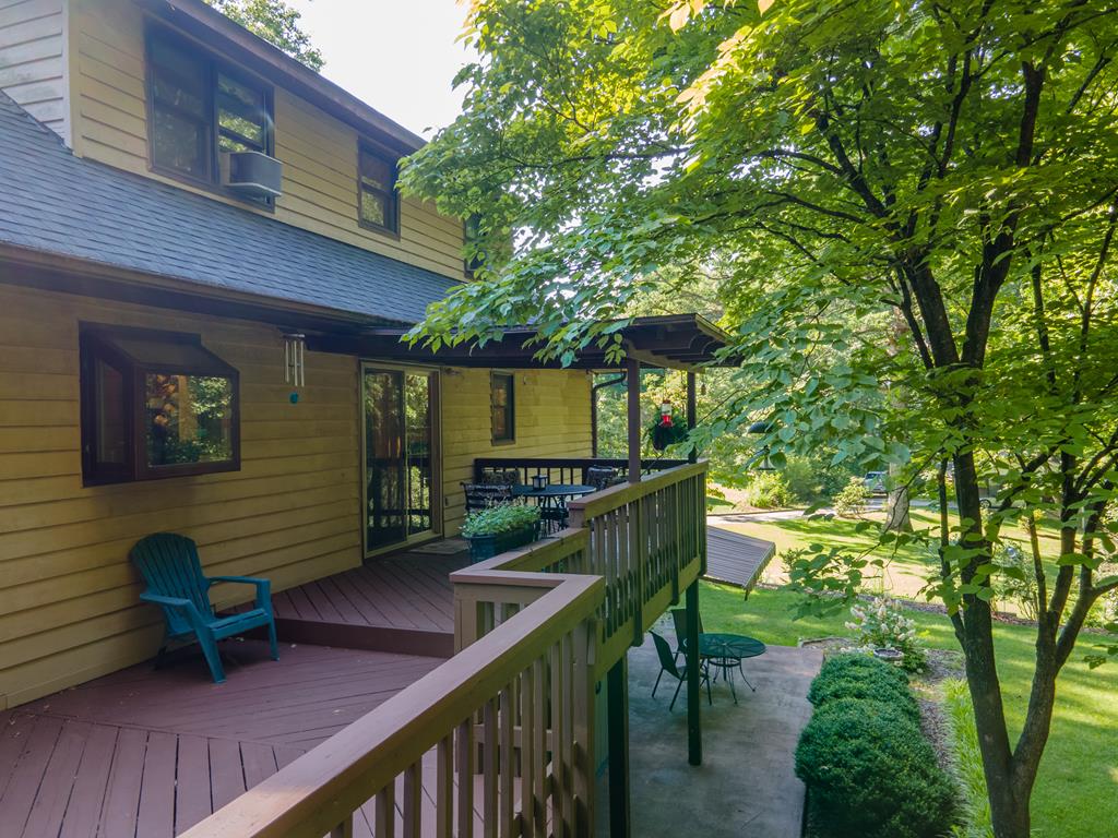 173 Hillcrest Cir