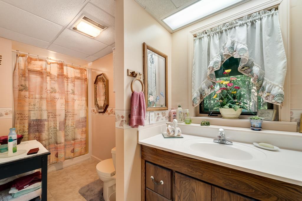173 Hillcrest Cir